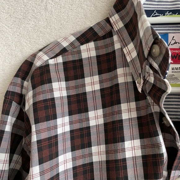 George Strait Cowboy Cut Collection by Wrangler / Men’s Long Sleeve Button-Down - Picture 5 of 7